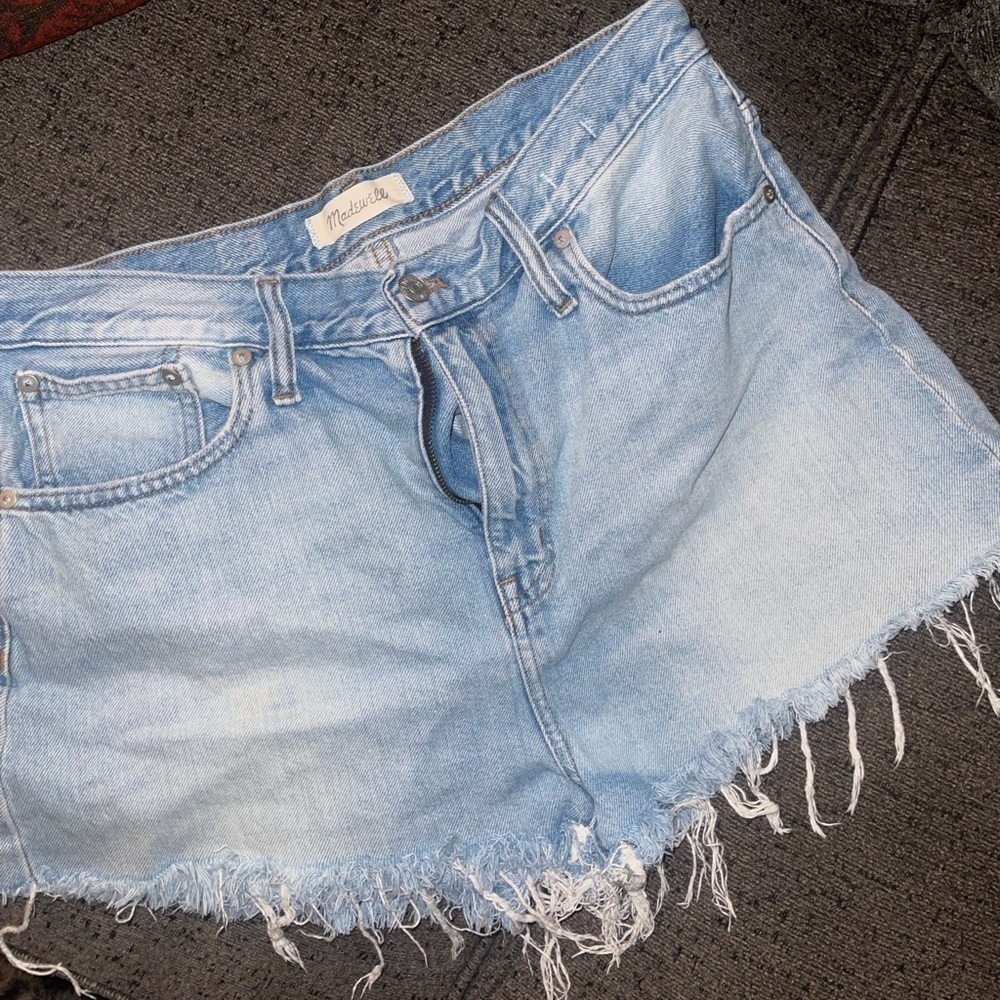 ⚡️Madewell the mom jean shorts size 31 ⚡️3 for 25